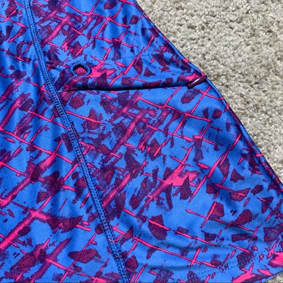 Moving Comfort Bestie Tank - Picture 4 of 9